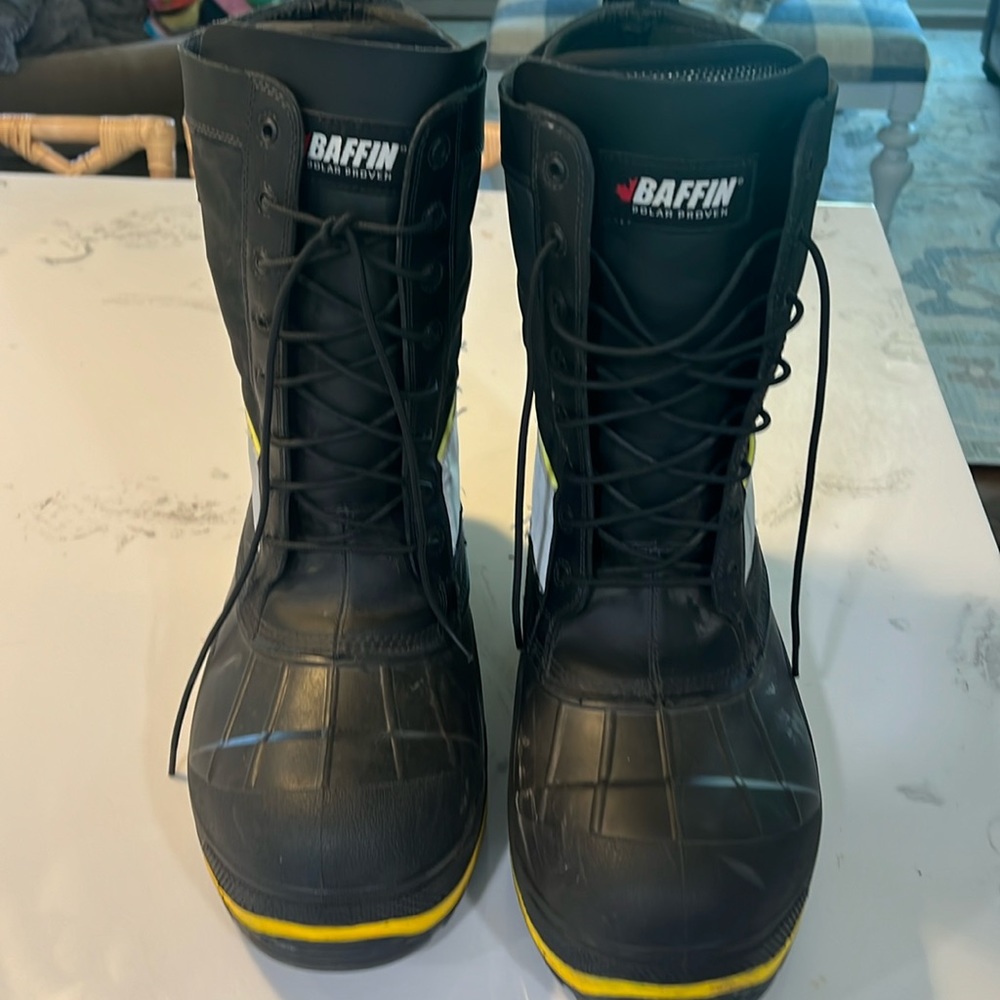 snow boots
